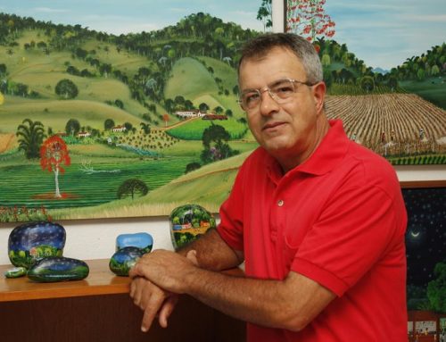 Artista plástico de Descoberto expõe obras no Musée de Lodève, em Paris